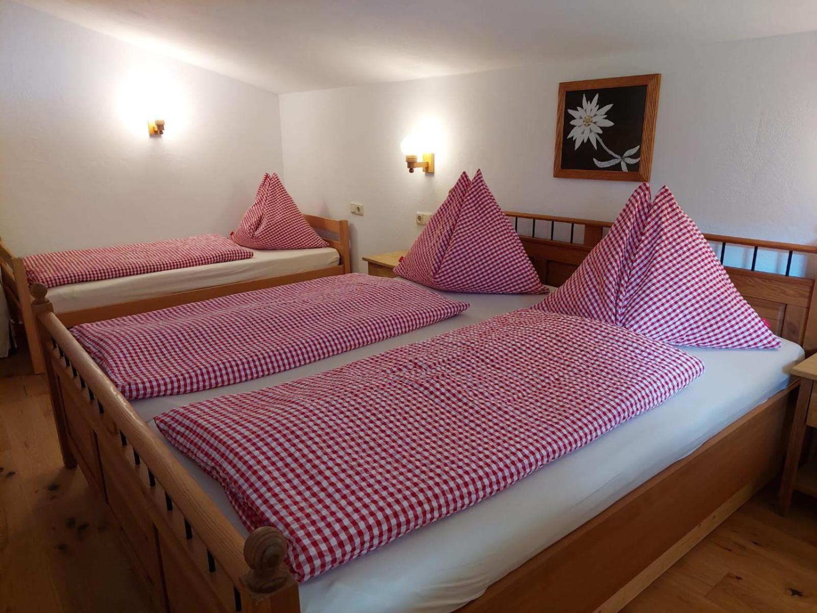 Almstube Fritz Apartment Wald im Pinzgau Luaran gambar